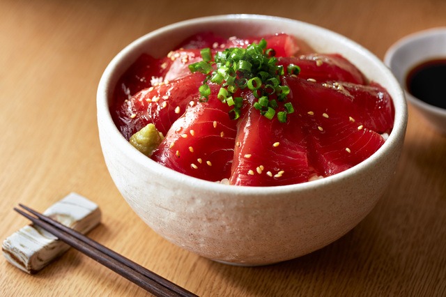 マグロの漬け丼